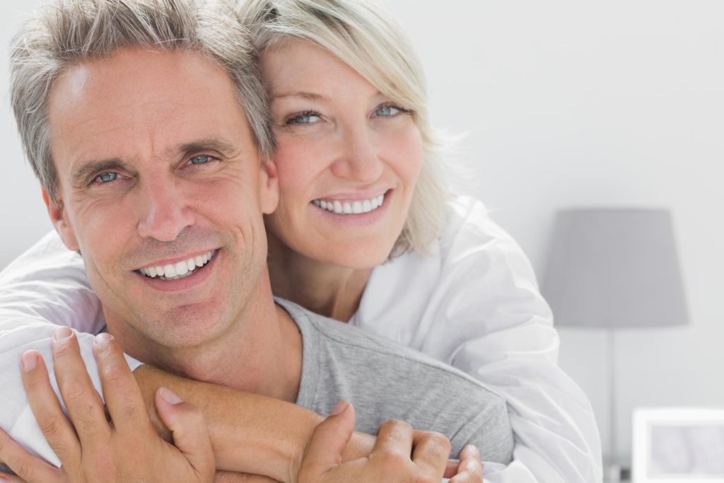 advantages of dental implants